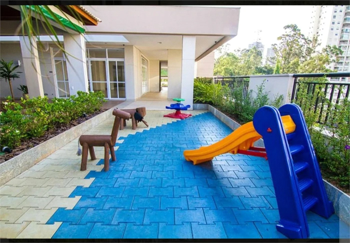 Apartamento à venda com 2 suítes em Vila Andrade, São Paulo, SP