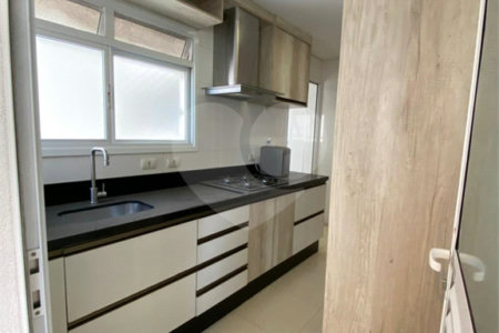 Apartamento à venda com 3 quartos, sendo 1 suíte, em Vila Regente Feijó, São Paulo, SP