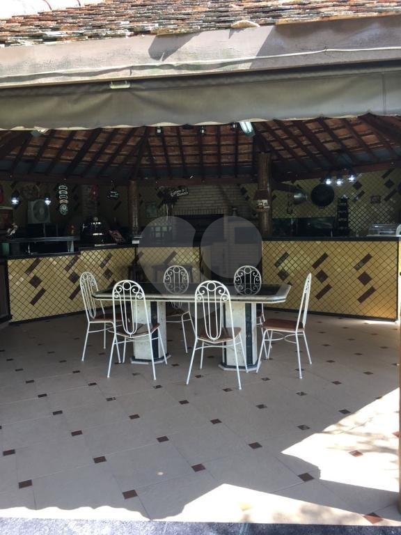 Casa à venda com 3 suítes no condomínio Alpes Caieras, Caieiras - SP