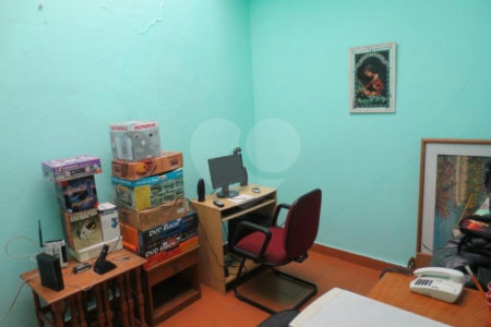 Casa à venda com 4 quartos, sendo 2 suítes, em Bosque da Saúde, São Paulo, SP