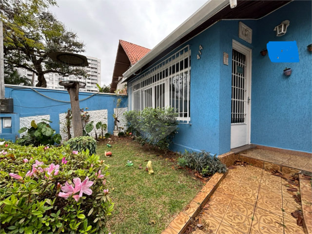 Casa à venda com 3 quartos no condomínio Santa Terezinha, São Paulo - SP