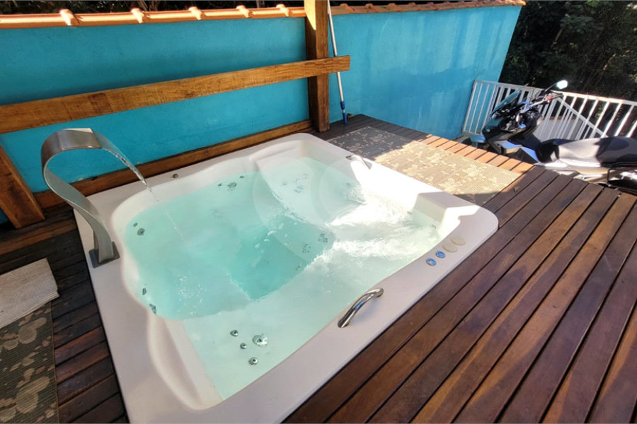 Casa à venda com 2 quartos, sendo 1 suíte,  no condomínio Sausalito, Mairiporã - SP
