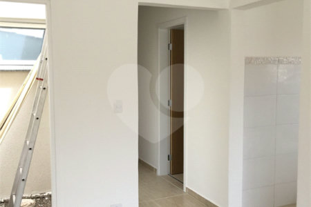 Casa à venda com 3 quartos, sendo 1 suíte,  no condomínio Marf Iii- Fase III, Bom Jesus dos Perdões - SP