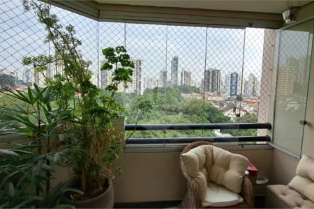 Apartamento à venda com 3 quartos, sendo 1 suíte,  em Vila Gomes Cardim, São Paulo, SP