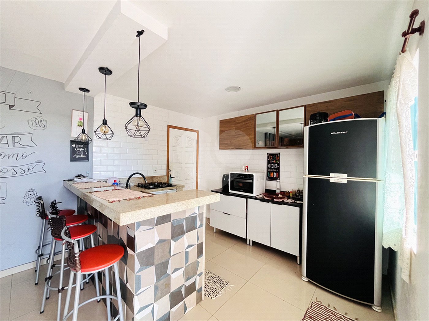 Casa à venda com 2 quartos, sendo 1 suíte, no condomínio Residencial Vivendas do Campo, Rio de Janeiro - RJ