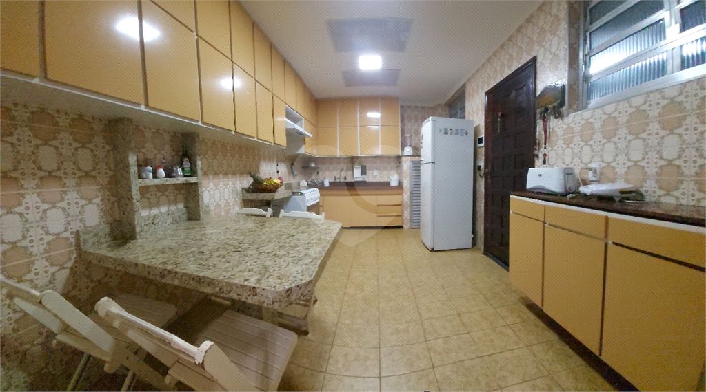Sobrado à venda com 3 quartos, sendo 1 suíte, em Tremembé, São Paulo, SP
