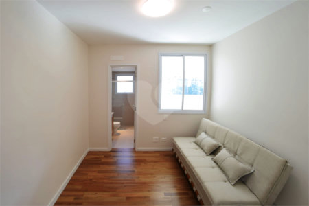 Apartamento à venda com 3 suítes em Vila Romana, São Paulo, SP