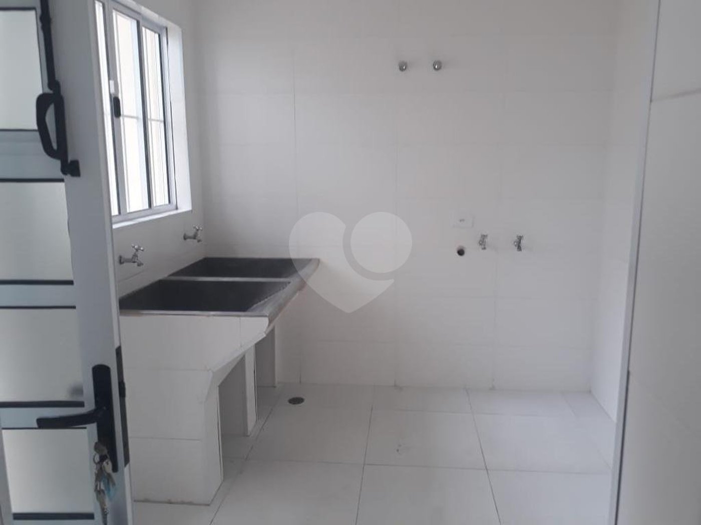 Casa à venda com 4 quartos, sendo 2 suítes, em Santana, São Paulo, SP