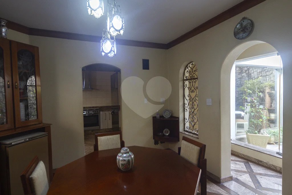 Casa à venda com 4 suítes em Jardim Franca, São Paulo, SP