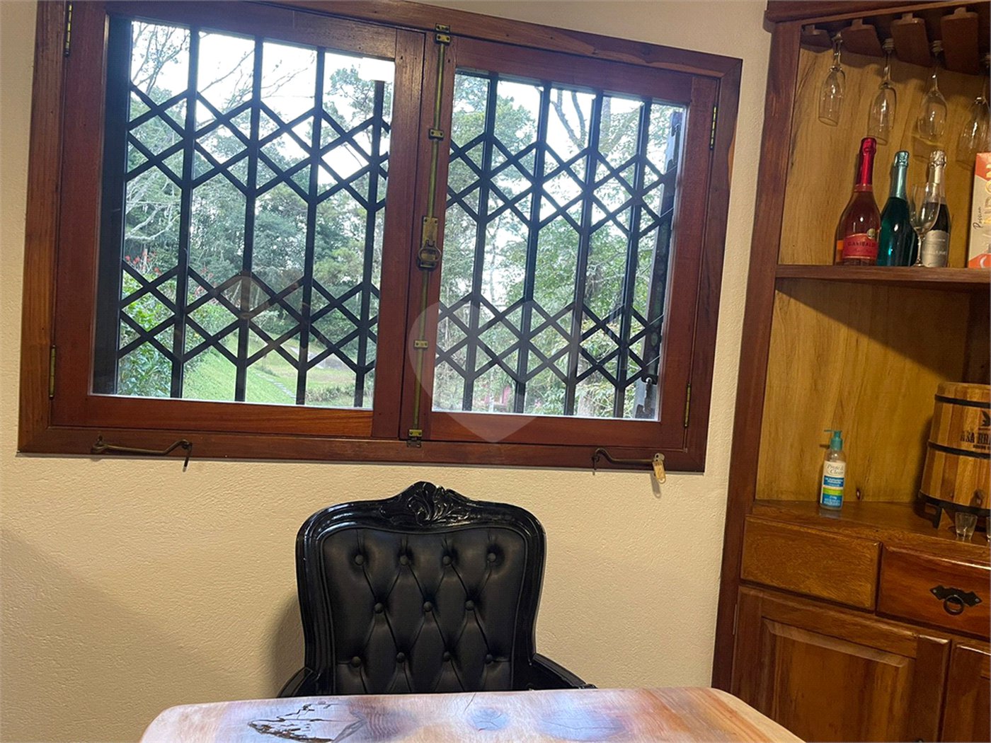 Sítio à venda com 4 quartos, sendo 1 suíte, em Caete (mailasqui), São Roque, SP