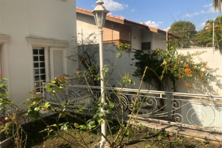 Casa à venda com 4 suítes em Caxingui, São Paulo, SP