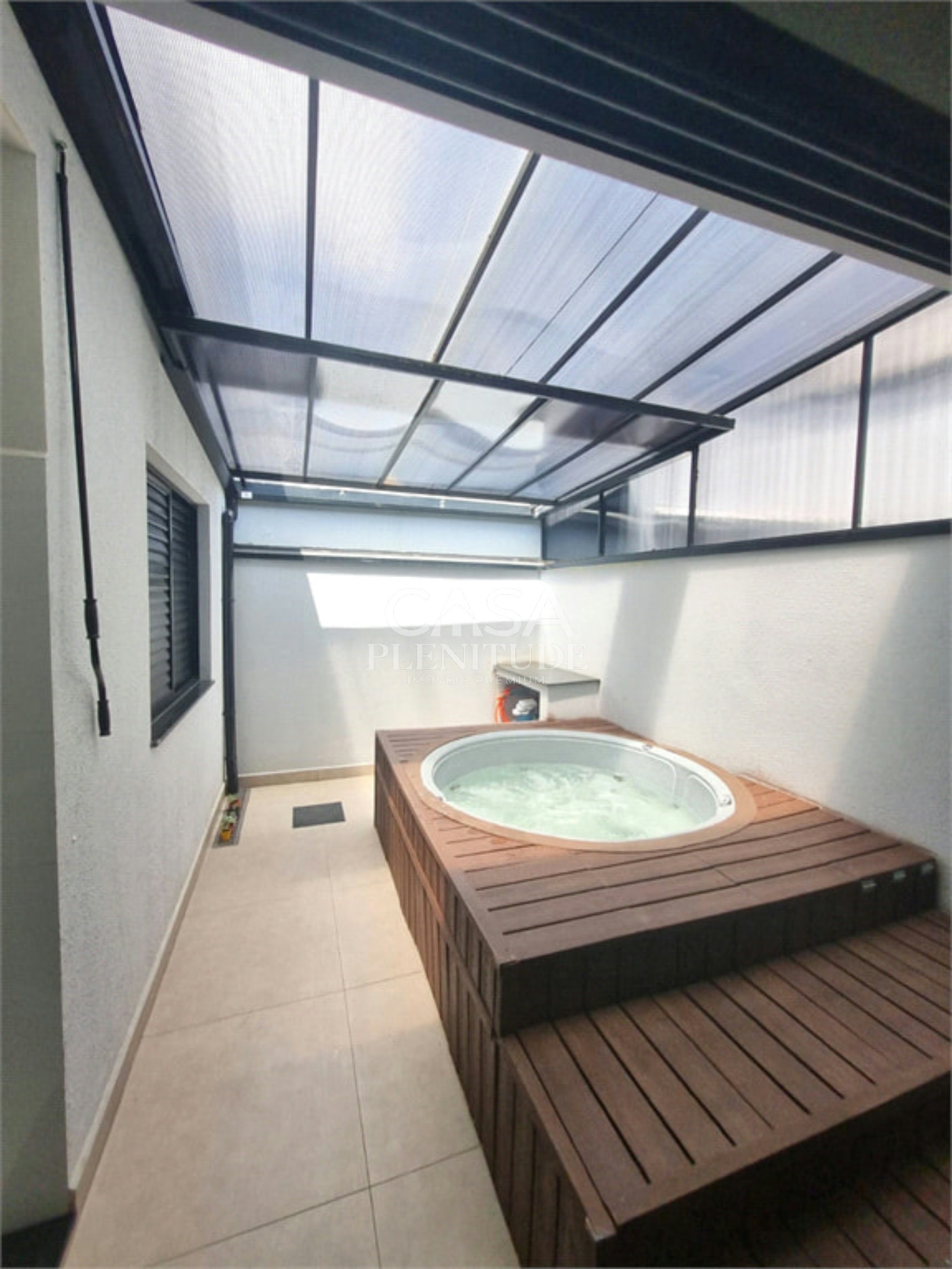 Casa em condomínio à venda com 3 quartos, sendo 1 suíte, em Cajuru do Sul, Sorocaba, SP