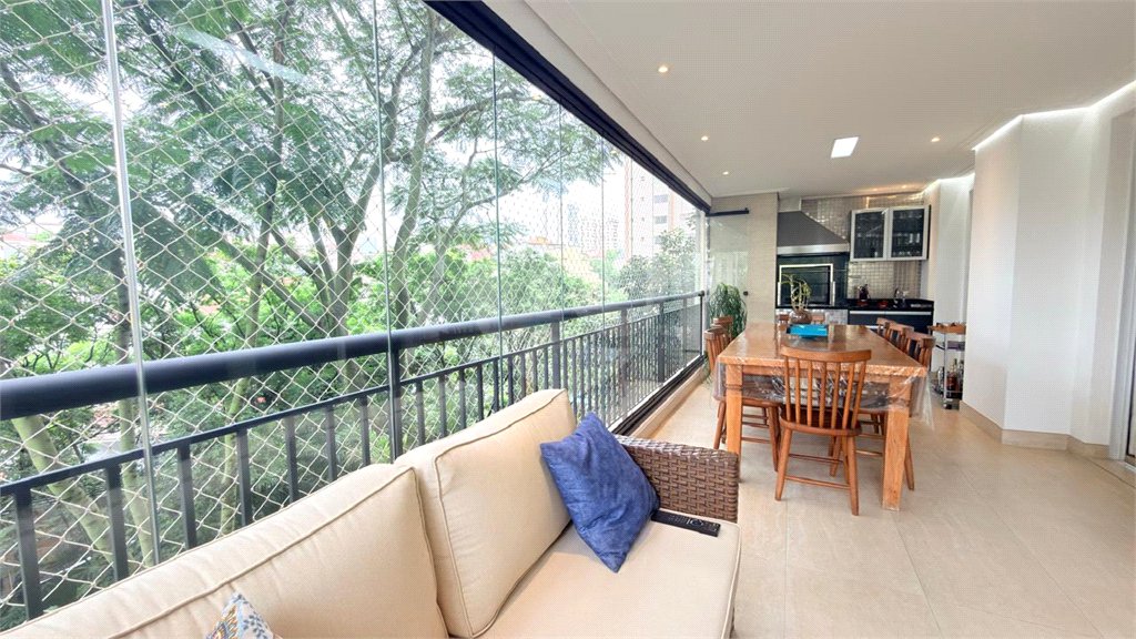 Apartamento à venda com 3 suítes em Santa Teresinha, São Paulo, SP