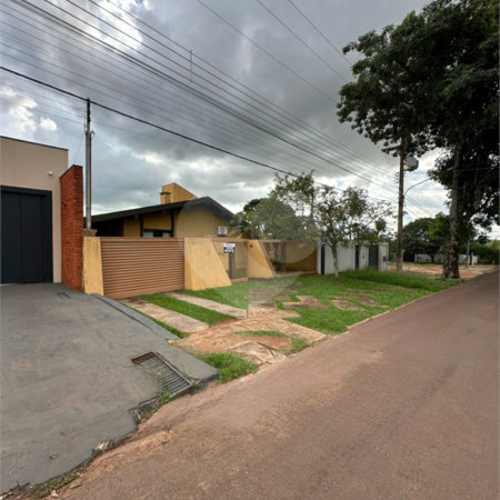Casa à venda com 3 quartos, sendo 1 suíte, em Portal do Morumbi, Ponta Porã, MS