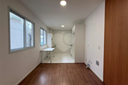 Casa à venda com 2 quartos no condomínio Severa, São Paulo - SP
