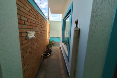 Sobrado à venda com 3 quartos, sendo 2 suítes, em Vila Romão, Salto, SP