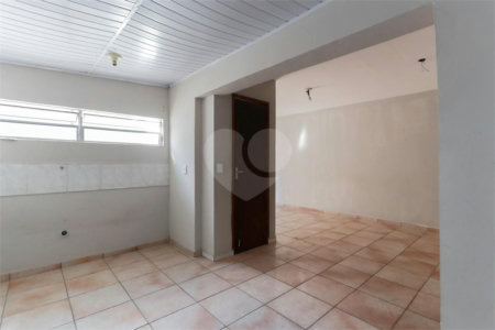 Sobrado à venda com 2 quartos em Santana, São Paulo, SP