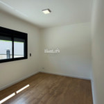 Casa à venda com 3 suítes no condomínio Celina Residencial, Atibaia - SP