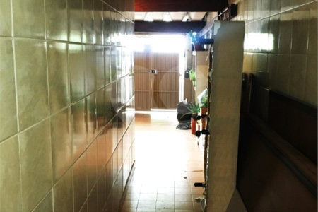 Sobrado à venda com 4 quartos, sendo 1 suíte,  em Vila Gomes, São Paulo, SP