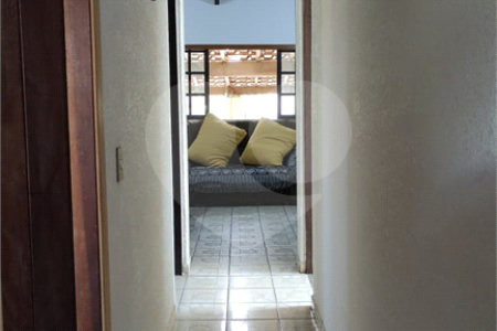 Sobrado à venda com 5 quartos, sendo 1 suíte, em Jardim Brogotá, Atibaia, SP
