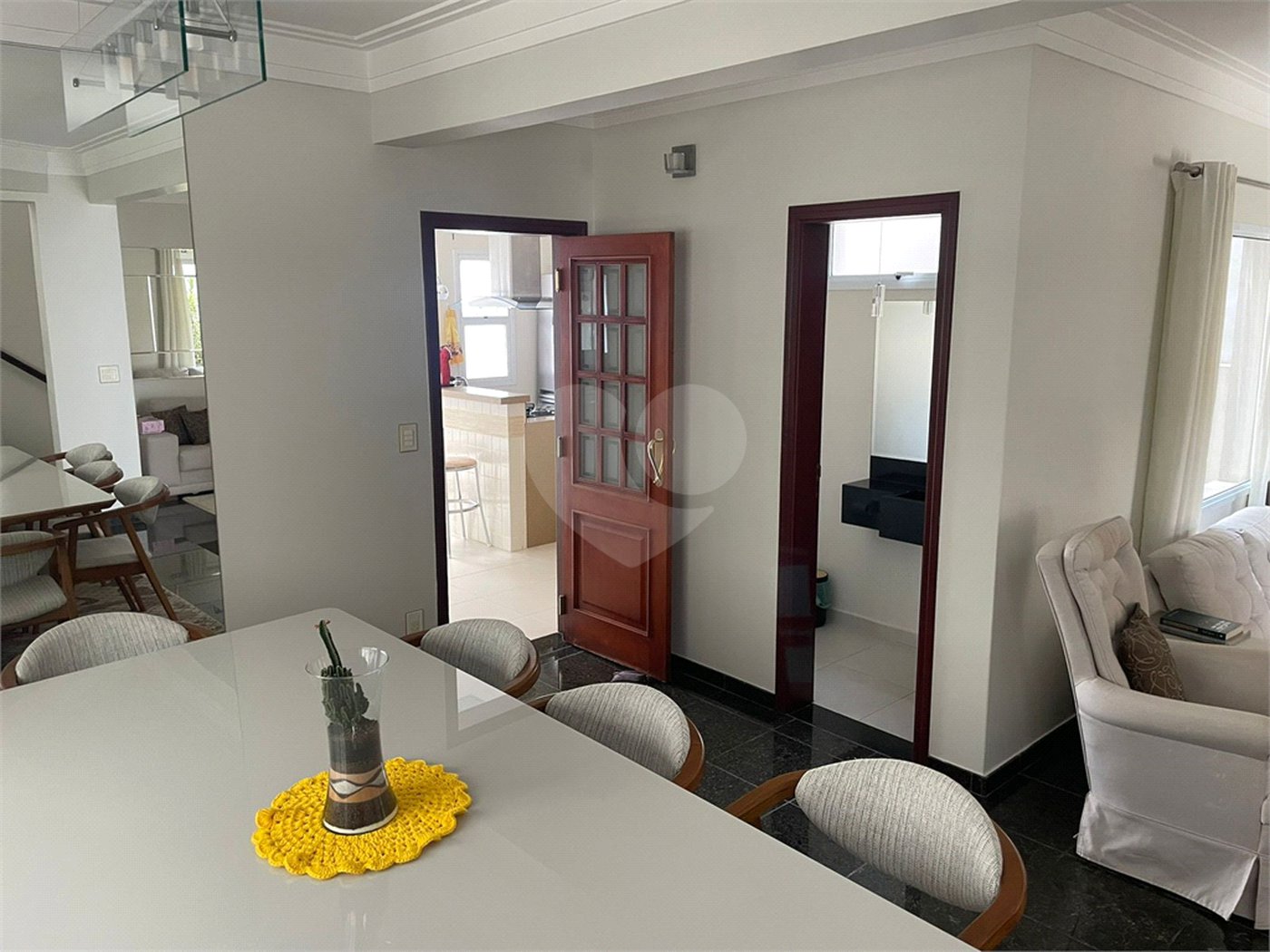 Casa à venda com 3 quartos, sendo 1 suíte, no condomínio Quinta da Boa Vista, Jundiaí - SP