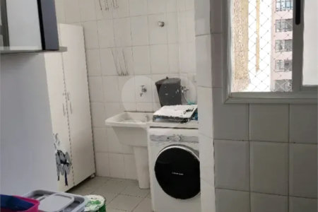 Apartamento para alugar com 3 quartos, sendo 1 suíte, em Parque Residencial Aquarius, São José dos Campos, SP