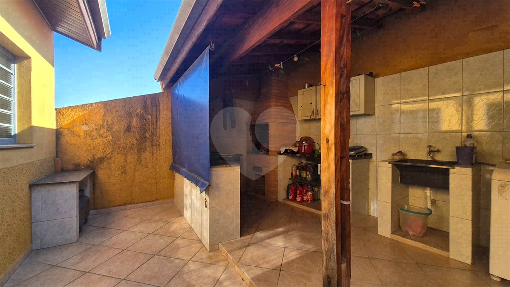 Casa à venda com 3 quartos, sendo 1 suíte, em Vila Angélica, Sorocaba, SP