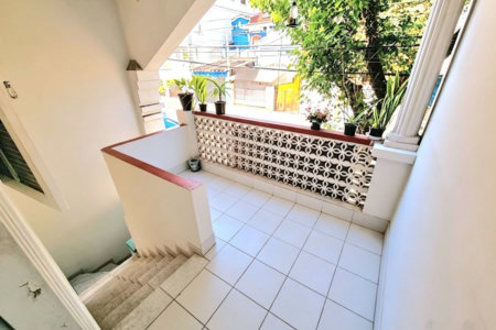 Casa com 3 dormitórios à venda, 119 m² por R$ 689.000,00 - Pompéia - Santos/SP