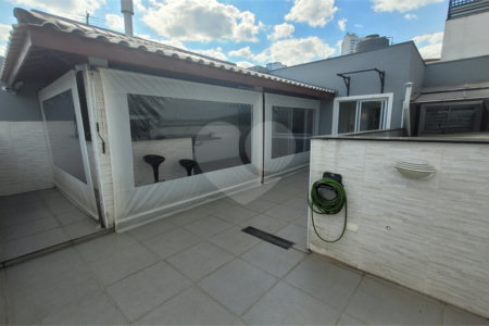 Casa Térrea à venda com 5 quartos, sendo 2 suítes, em Água Fria, São Paulo, SP