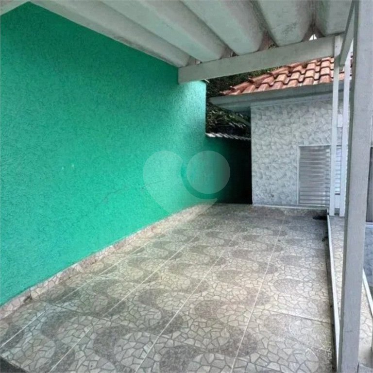 Casa à venda com 4 quartos em Parque Maria Domitila, São Paulo, SP