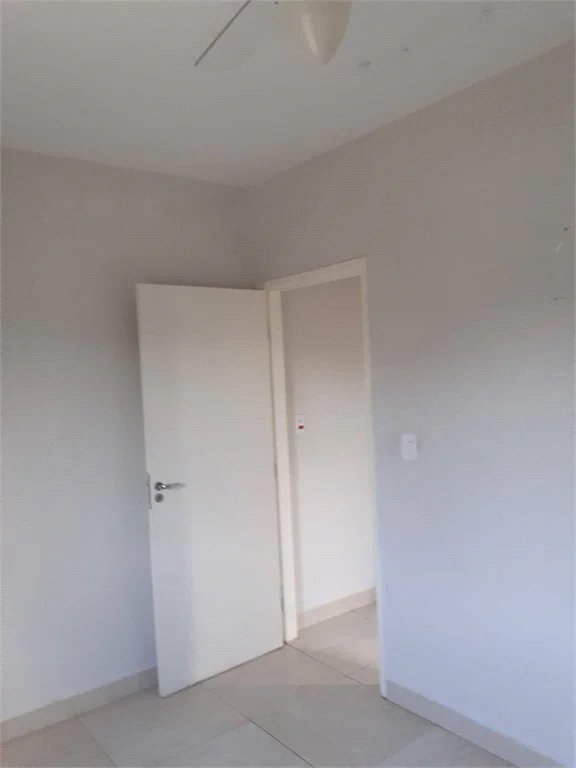 Sobrado à venda com 4 quartos, sendo 1 suíte, em Jardim Germânia, São Paulo, SP