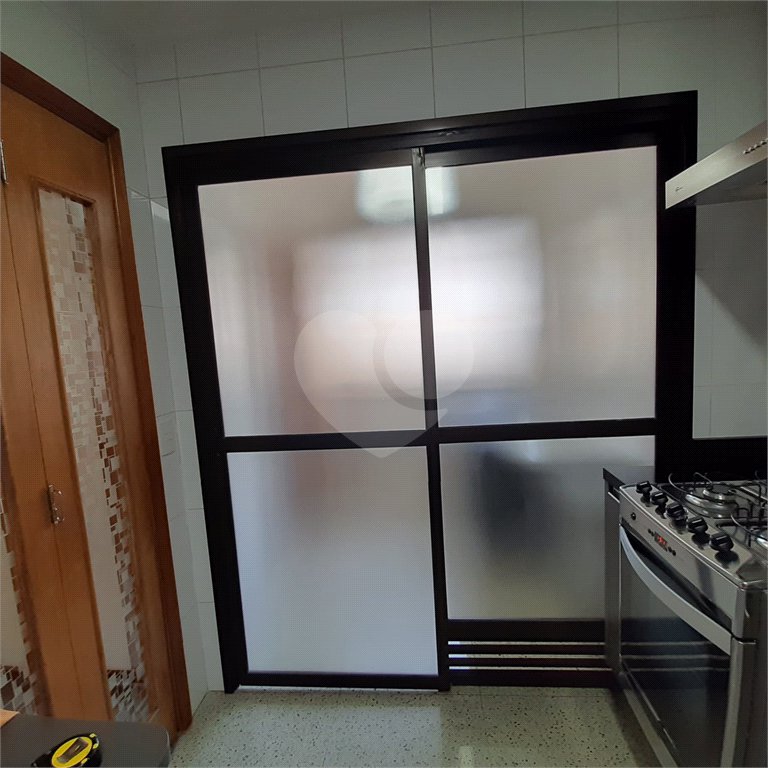 Apartamento à venda com 3 quartos, sendo 1 suíte, em Campo Belo, São Paulo, SP