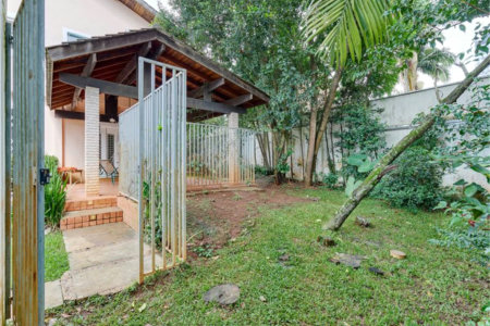 Sobrado à venda com 4 suítes em Alto da Boa Vista, São Paulo, SP