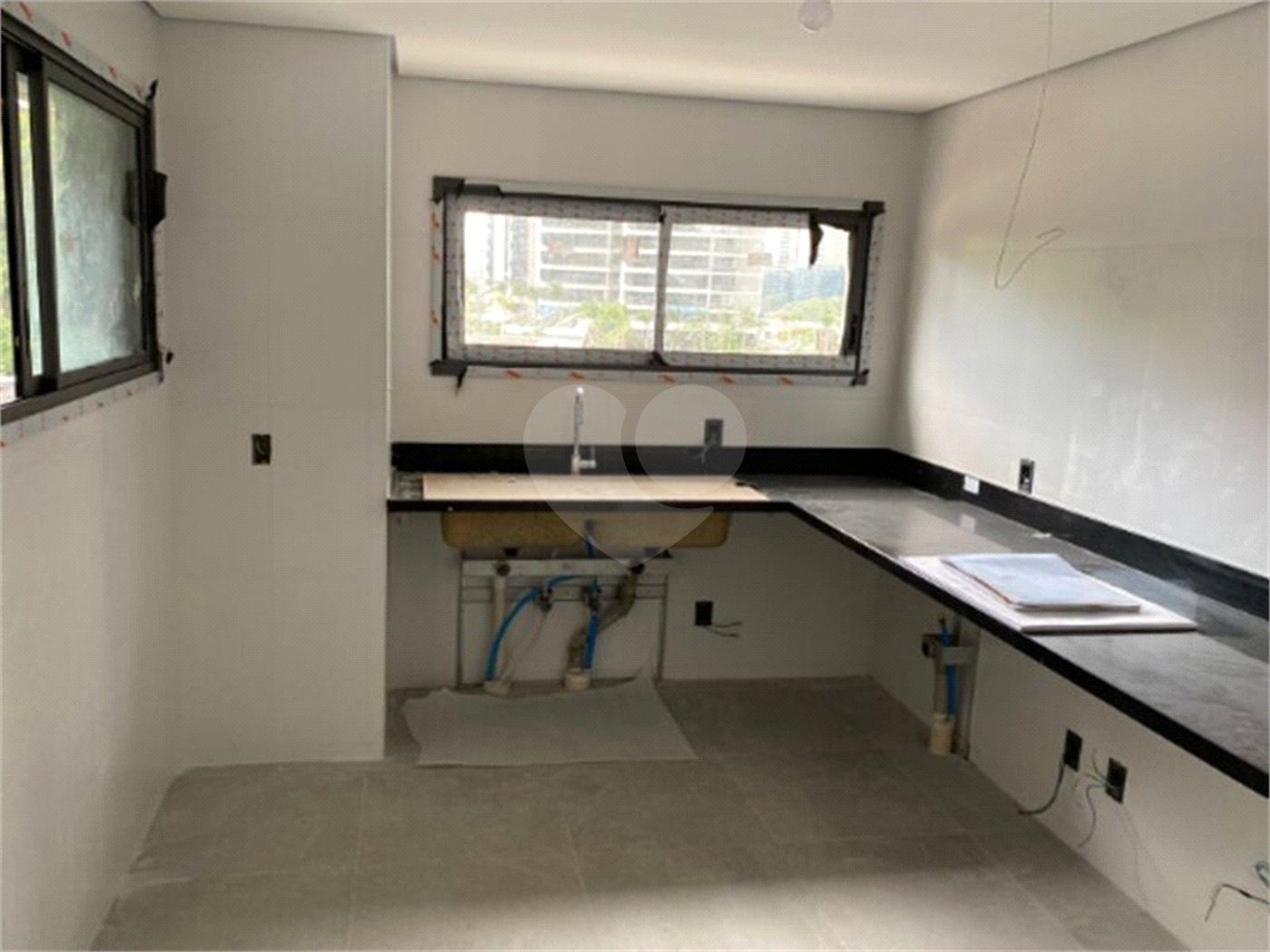 Apartamento à venda com 4 suítes em Jardim Morumbi, São Paulo, SP