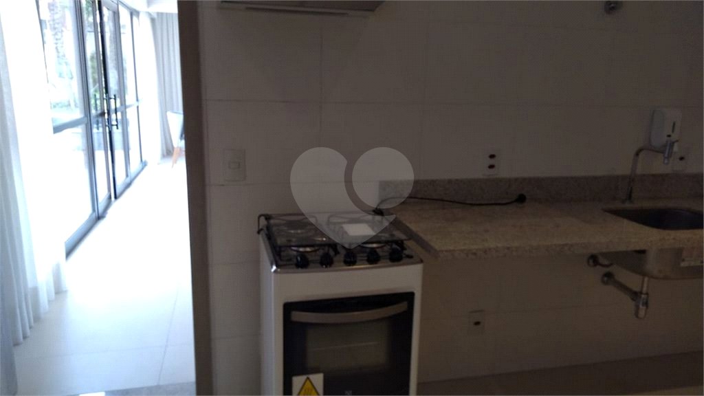 Apartamento à venda com 3 suítes em Vila Monumento, São Paulo, SP