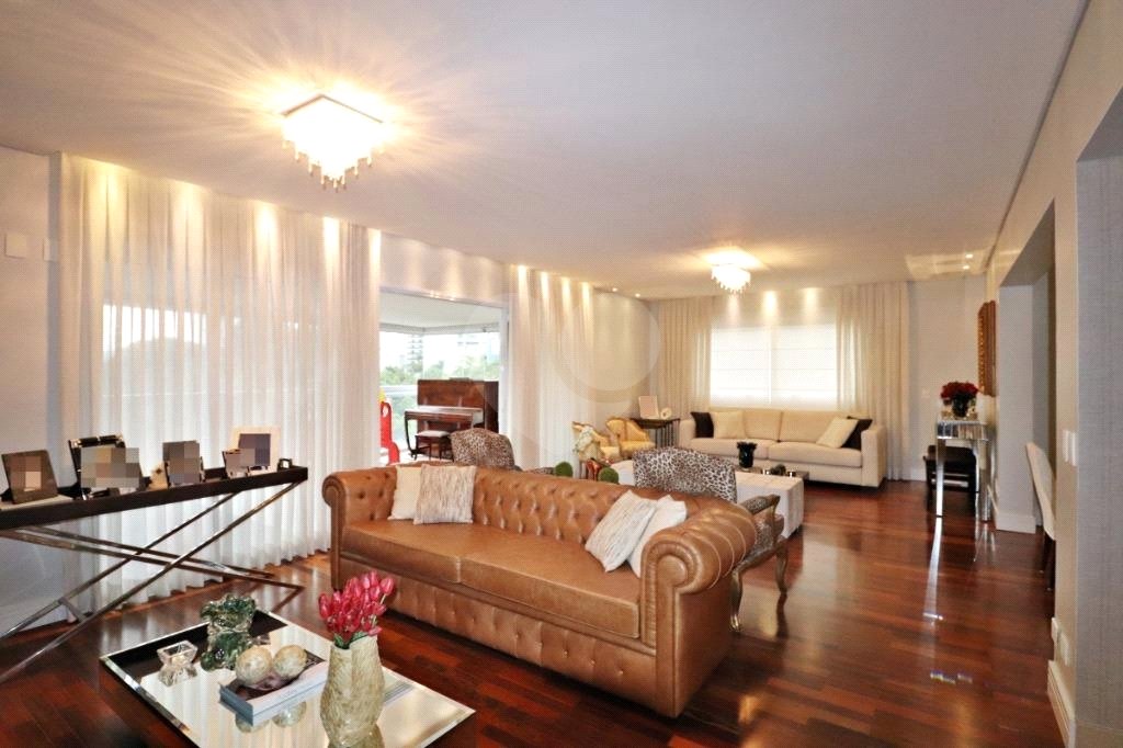 Apartamento à venda com 4 suítes em Santana, São Paulo, SP