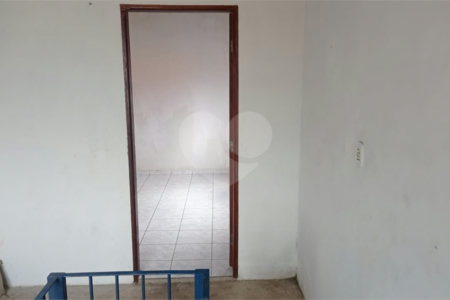 Casa à venda com 4 quartos, sendo 1 suíte, em Vila Arruda, Itapetininga, SP
