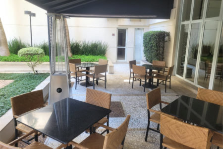 Apartamento à venda com 3 quartos, sendo 2 suítes, em Vila Uberabinha, São Paulo, SP