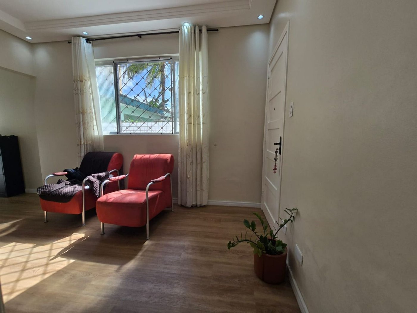 Apartamento com 2 dormitórios à venda, 59 m² por R$ 420.000,00 - Gonzaga - Santos/SP