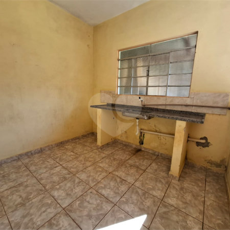 Chácara à venda com 2 quartos em Jardim Victório Antônio de Santi II, Araraquara, SP