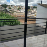 Sobrado à venda ou para alugar com 3 suítes em Jardim do Lago, Atibaia, SP