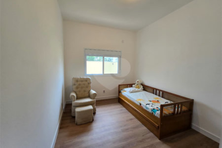 Casa à venda com 3 quartos, sendo 1 suíte,  no condomínio Golden Ville, Itapetininga - SP