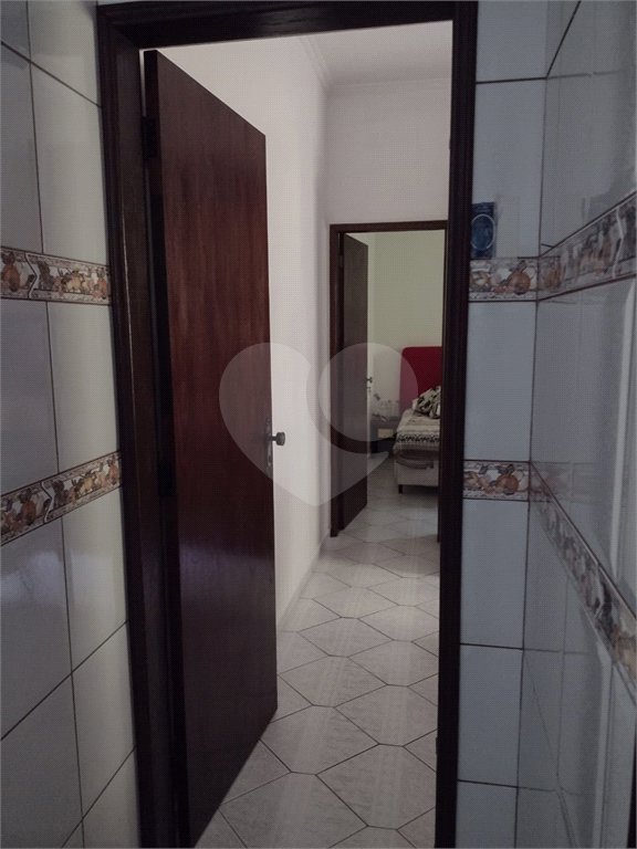 Casa à venda com 4 quartos, sendo 1 suíte,  em Jardim Cacique, Suzano, SP