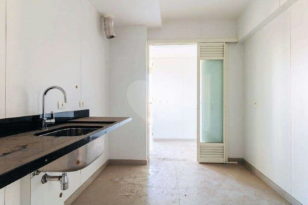 Apartamento à venda com 3 quartos, sendo 1 suíte, em Jardim da Saúde, São Paulo, SP