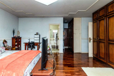 Casa à venda com 5 suítes em Fazenda Morumbi, São Paulo, SP