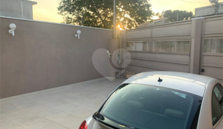 Casa à venda com 2 quartos, sendo 1 suíte,  em Nova Cerejeira, Atibaia, SP