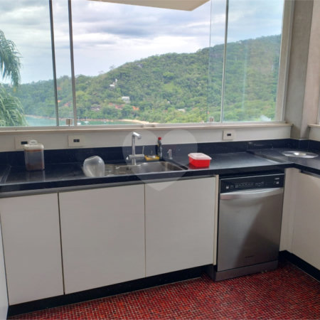 Casa à venda com 4 suítes em Praia Vermelha, Ubatuba, SP