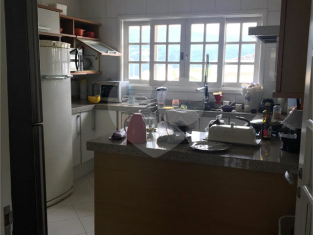 Sobrado à venda com 4 quartos, sendo 1 suíte,  em Tremembé, São Paulo, SP