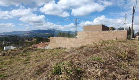 Terreno à venda em Jardim Estância Brasil, Atibaia, SP