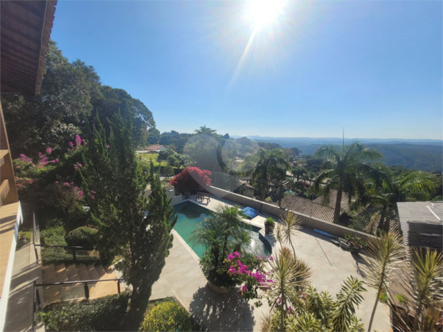 Casa para alugar com 5 quartos, sendo 2 suítes,  no condomínio Alpes de Caieiras, Caieiras - SP